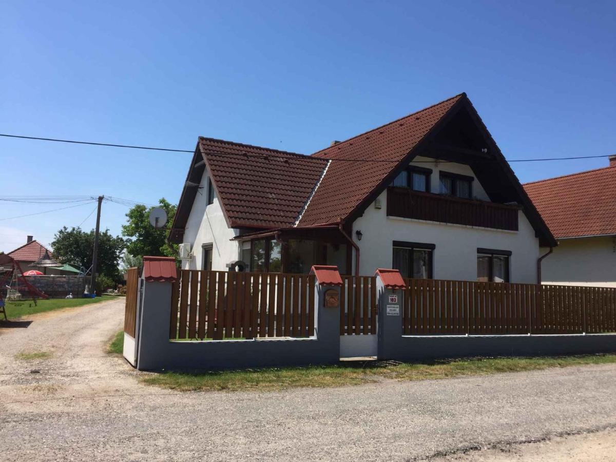 House And Apartment Balatonmariafuerdo 19319 Józseftelep Kültér fotó